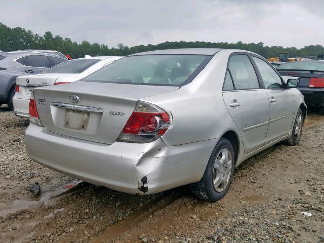 JTDBE32K763039573 - 2006 TOYOTA CAMRY LE SILVER photo 4