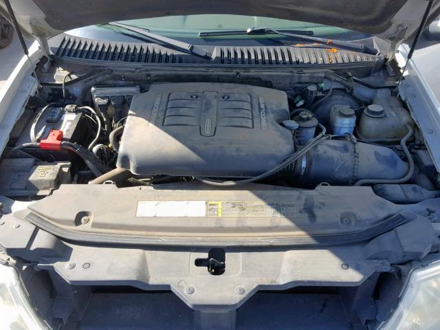 5LMFU28R14LJ41654 - 2004 LINCOLN NAVIGATOR CREAM photo 7