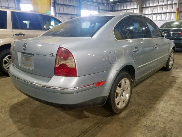 WVWRH63BX2P030102 - 2002 VOLKSWAGEN PASSAT GLX BLUE photo 4