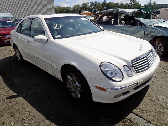 WDBUF65J94A534102 - 2004 MERCEDES-BENZ E 320 WHITE photo 1