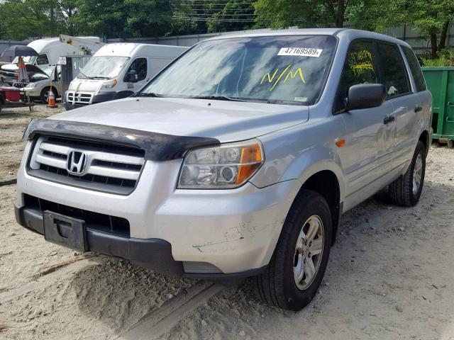 2HKYF18117H524596 - 2007 HONDA PILOT LX SILVER photo 2