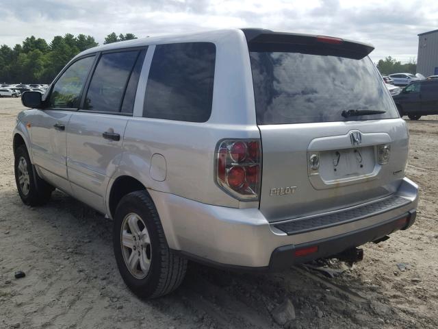 2HKYF18117H524596 - 2007 HONDA PILOT LX SILVER photo 3