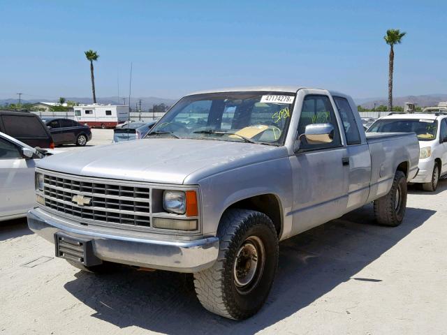 2GCGC29K4K1151923 - 1989 CHEVROLET GMT-400 C2 SILVER photo 2