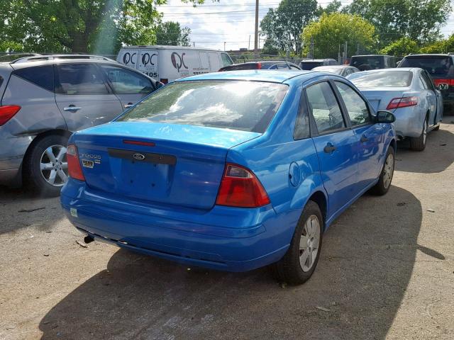 1FAFP34N37W243344 - 2007 FORD FOCUS ZX4 BLUE photo 4