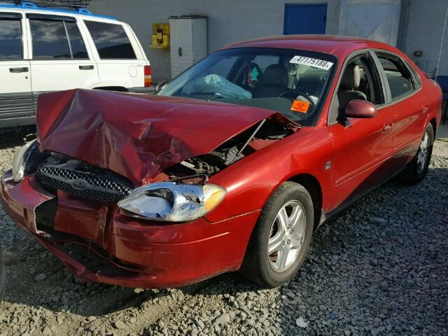 1FAFP56S81A282854 - 2001 FORD TAURUS SEL RED photo 2