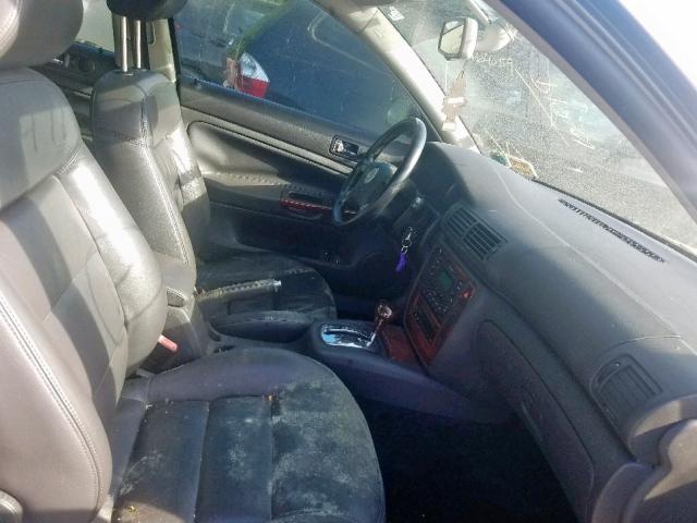 WVWRU63BX5E060048 - 2005 VOLKSWAGEN PASSAT GLX 灰色 照片 5