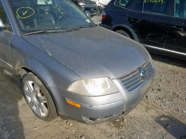 WVWRU63BX5E060048 - 2005 VOLKSWAGEN PASSAT GLX 灰色 照片 9
