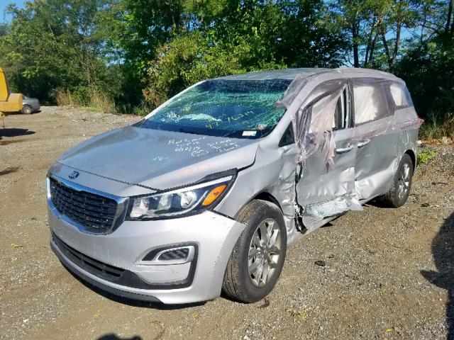 KNDMB5C1XK6539805 - 2019 KIA SEDONA LX SILVER photo 2