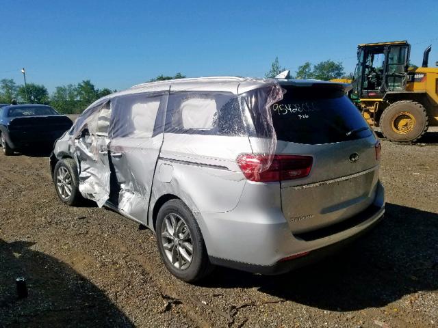 KNDMB5C1XK6539805 - 2019 KIA SEDONA LX SILVER photo 3