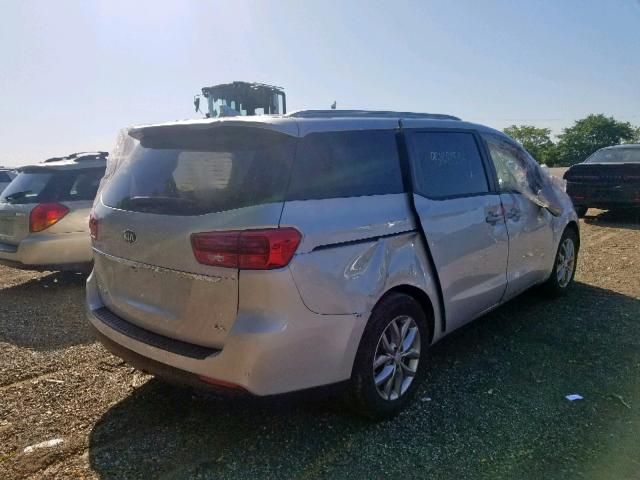 KNDMB5C1XK6539805 - 2019 KIA SEDONA LX SILVER photo 4