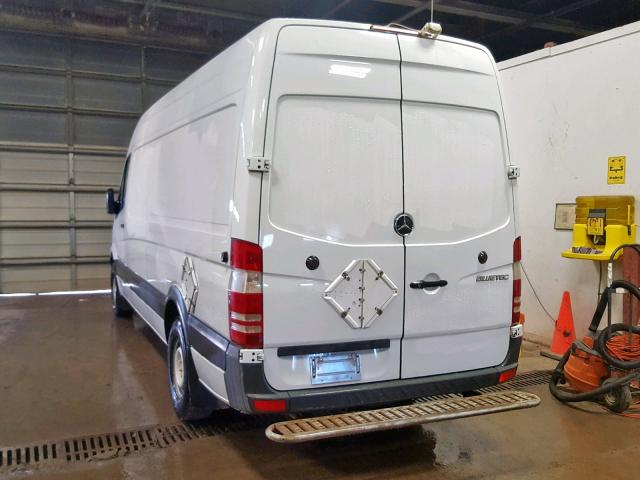 WD3PE8CB4C5714890 - 2012 MERCEDES-BENZ SPRINTER 2 WHITE photo 3