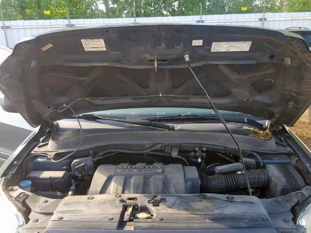 5FNYF18106B016570 - 2006 HONDA PILOT LX GRAY photo 7