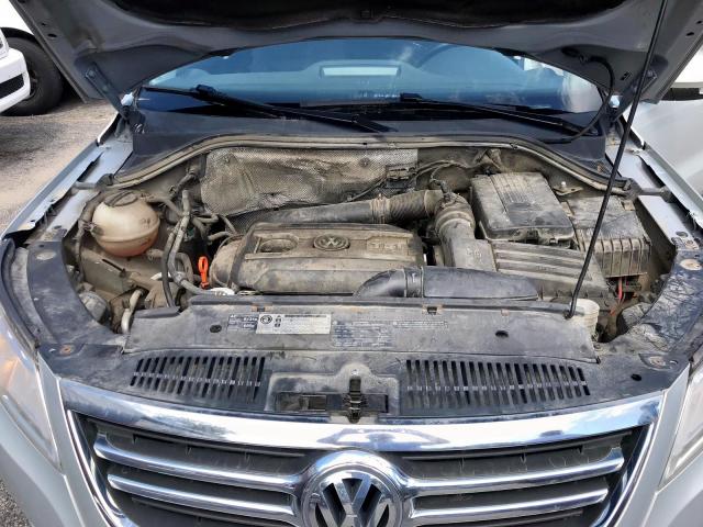 WVGBV7AX2AW510603 - 2010 VOLKSWAGEN TIGUAN SE SILVER photo 9