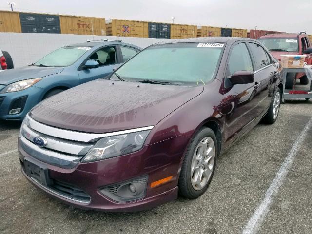 3FAHP0HA9BR185685 - 2011 FORD FUSION SE MAROON photo 2