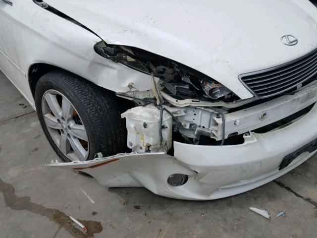 JTHBA30G955094604 - 2005 LEXUS ES 330 WHITE photo 9