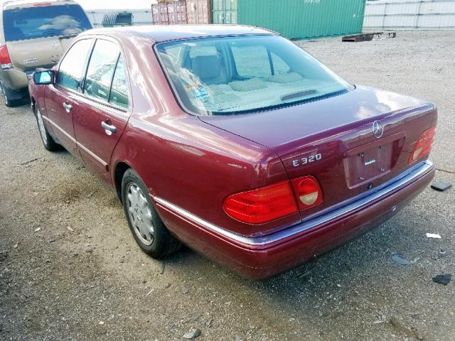 WDBJF65H8XA817773 - 1999 MERCEDES-BENZ E 320 RED photo 3