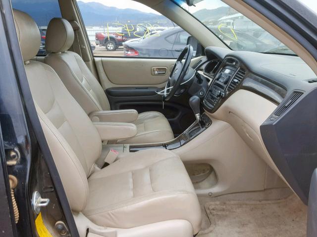 JTEHF21A520074159 - 2002 TOYOTA HIGHLANDER BLACK photo 5