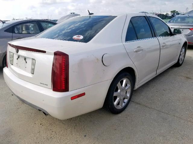 1G6DW677660173863 - 2006 CADILLAC STS WHITE photo 4