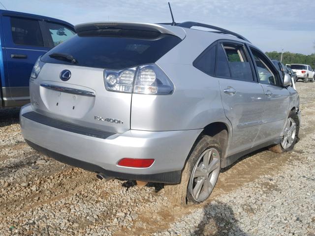 JTJHW31UX82064757 - 2008 LEXUS RX 400H SILVER photo 4