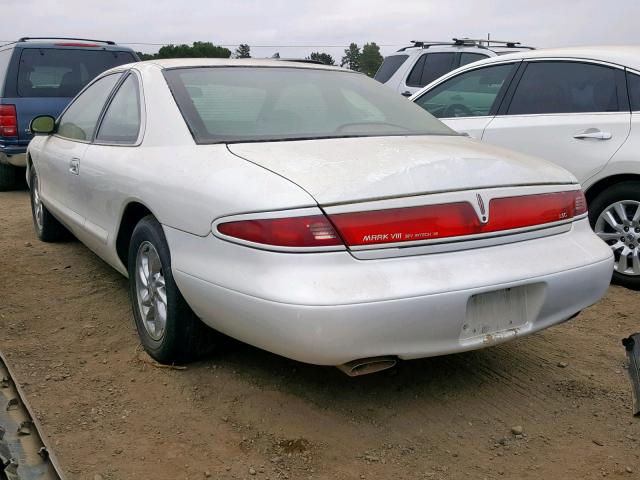 1LNLM92V6VY688704 - 1997 LINCOLN MARK VIII WHITE photo 3