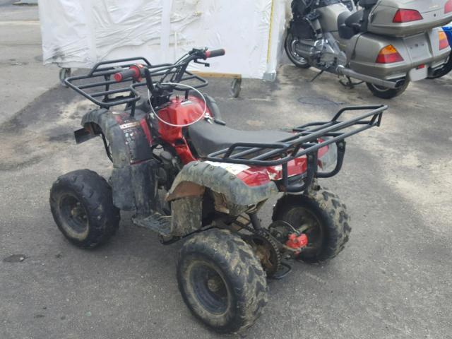 L6ZSCJLA1H1006817 - 2017 ATV FOUR WHEEL RED photo 3