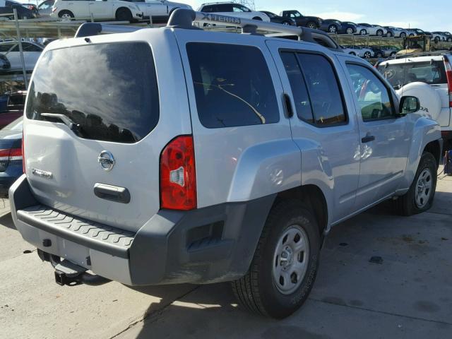 5N1AN0NW1FN658341 - 2015 NISSAN XTERRA X SILVER photo 4