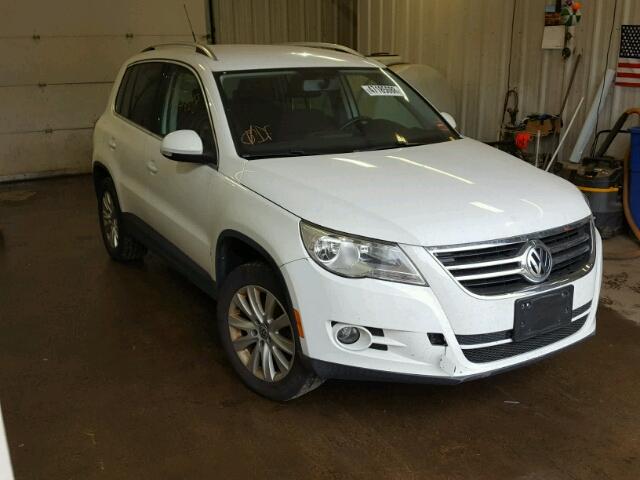 WVGBV75N49W526810 - 2009 VOLKSWAGEN TIGUAN SE WHITE photo 1