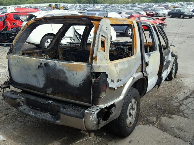 1GNDT13W52K218416 - 2002 CHEVROLET BLAZER BURN photo 4