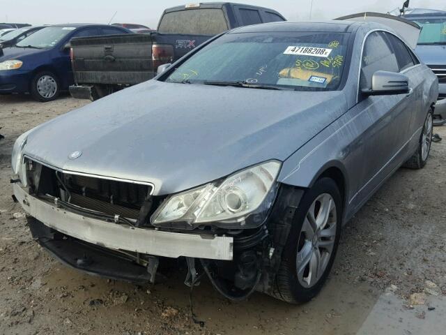 WDDKJ5GB6BF085393 - 2011 MERCEDES-BENZ E 350 GRAY photo 2