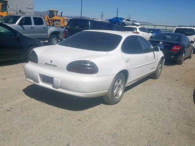 1G2WJ52M6WF226316 - 1998 PONTIAC GRAND PRIX WHITE photo 4