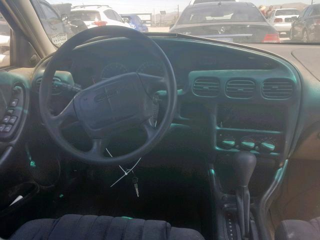 1G2WJ52M6WF226316 - 1998 PONTIAC GRAND PRIX WHITE photo 9