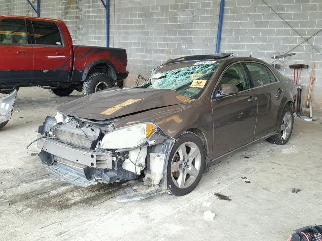 1G1ZC5EB2AF151614 - 2010 CHEVROLET MALIBU 1LT GOLD photo 2