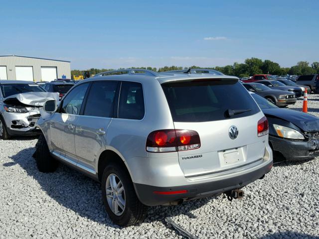 WVGBE77L49D023138 - 2009 VOLKSWAGEN TOUAREG 2 GOLD photo 3