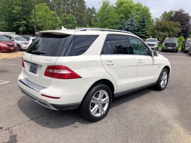 4JGDA5HB2CA029981 - 2012 MERCEDES-BENZ ML 350 4MA WHITE photo 4