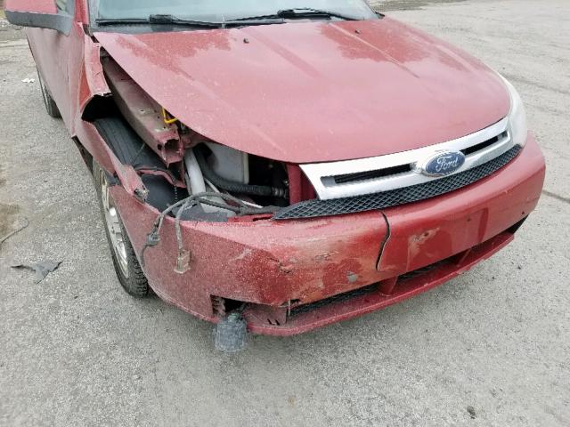 1FAHP36N89W261329 - 2009 FORD FOCUS SES RED photo 9