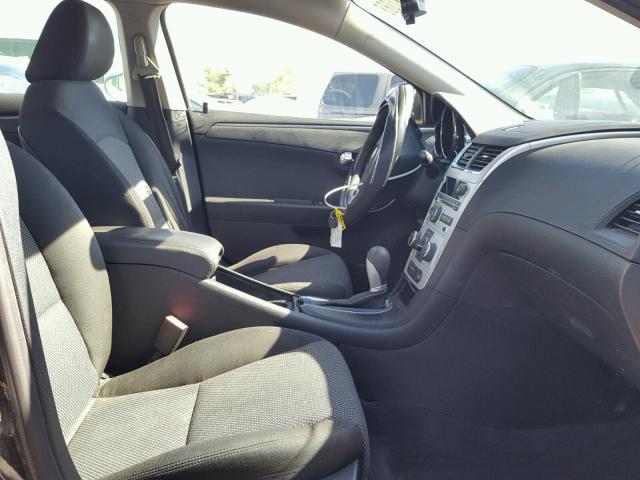 1G1ZC5EB5AF302171 - 2010 CHEVROLET MALIBU 1LT შავი ფოტო 5