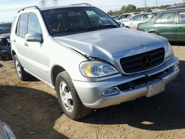 4JGAB54E32A317152 - 2002 MERCEDES-BENZ ML 320 SILVER photo 1