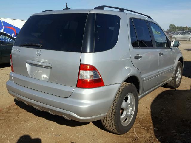 4JGAB54E32A317152 - 2002 MERCEDES-BENZ ML 320 SILVER photo 4