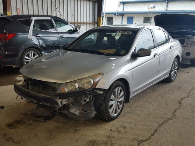 1HGCP3F85CA014659 - 2012 HONDA ACCORD EXL SILVER photo 2