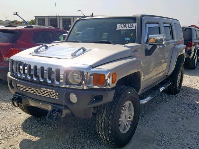 5GTDN13E578185103 - 2007 HUMMER H3 BEIGE photo 2