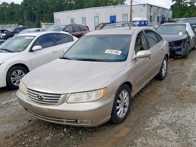 KMHFC46F57A240679 - 2007 HYUNDAI AZERA SE GOLD photo 2