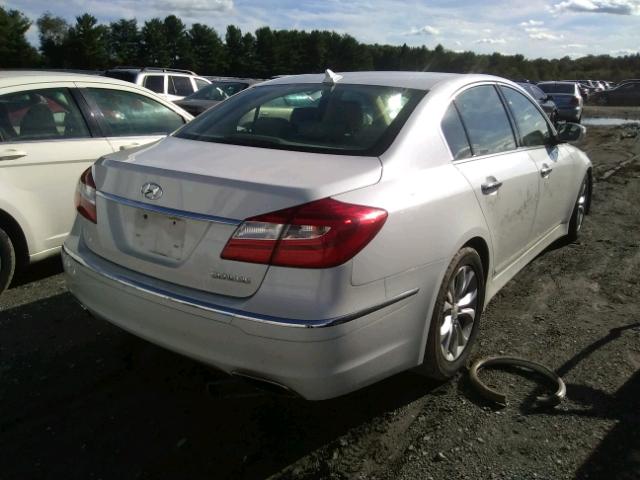 KMHGC4DD6DU238052 - 2013 HYUNDAI GENESIS 3. WHITE photo 4