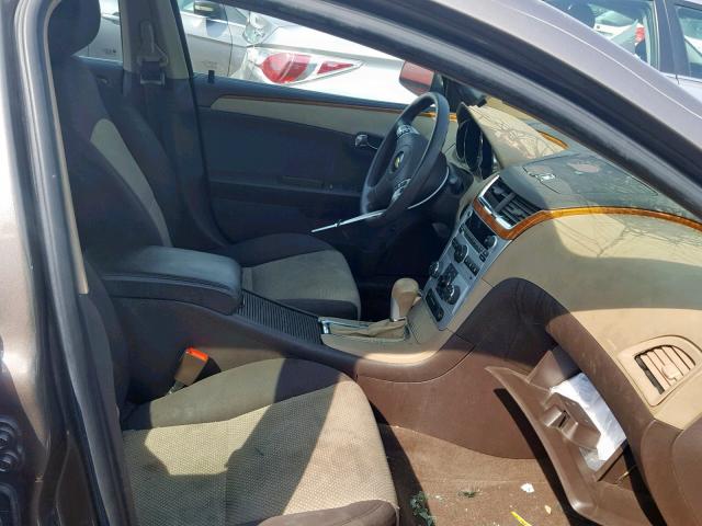 1G1ZC5E14BF266904 - 2011 CHEVROLET MALIBU 1LT 米色 照片 5