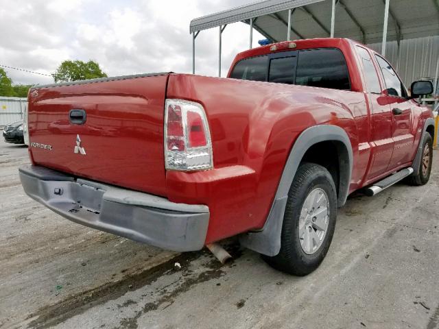 1Z7HC32K06S537737 - 2006 MITSUBISHI RAIDER DUR RED photo 4