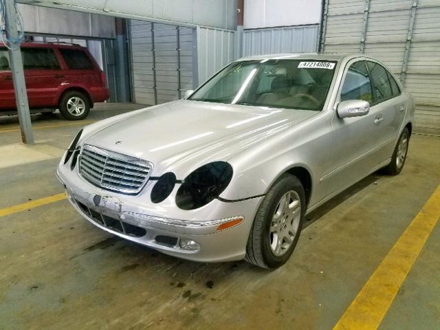 WDBUF65J03A131544 - 2003 MERCEDES-BENZ E 320 SILVER photo 2