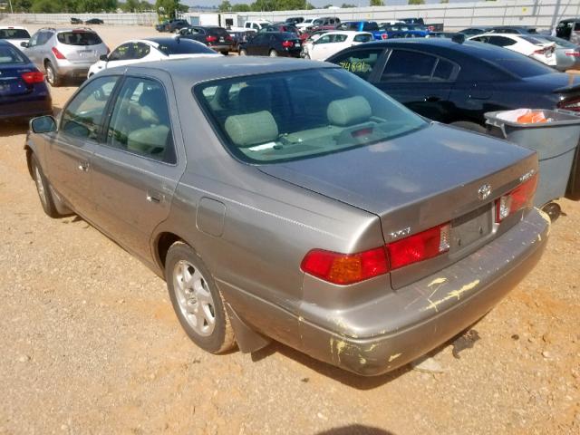 JT2BG22K810552418 - 2001 TOYOTA CAMRY CE BEIGE photo 3