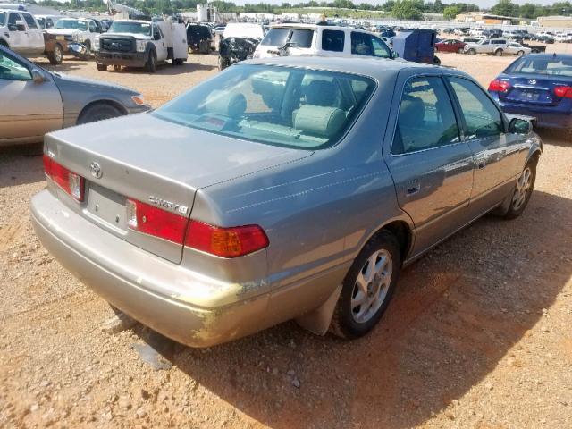 JT2BG22K810552418 - 2001 TOYOTA CAMRY CE BEIGE photo 4