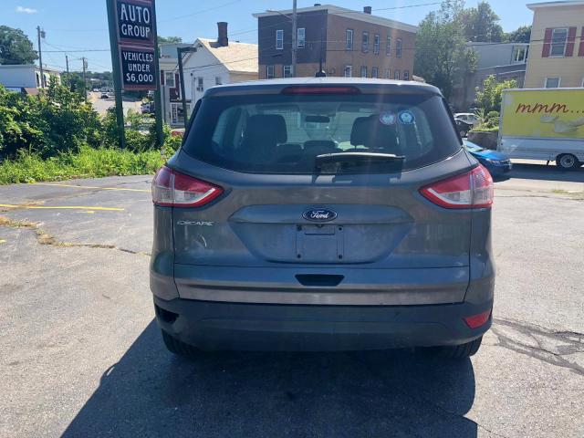 1FMCU0F71EUA49404 - 2014 FORD ESCAPE S GRAY photo 4