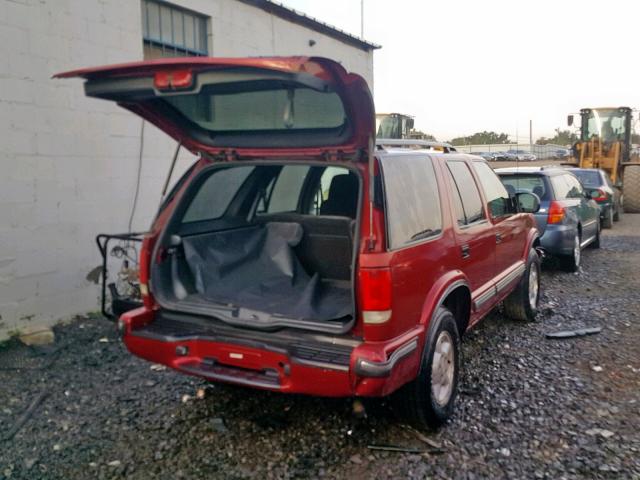 1GNDT13W2X2174978 - 1999 CHEVROLET BLAZER RED photo 4