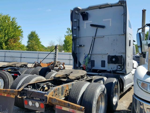 1XKYDP9X7EJ369749 - 2014 KENWORTH CONSTRUCTI GRAY photo 4